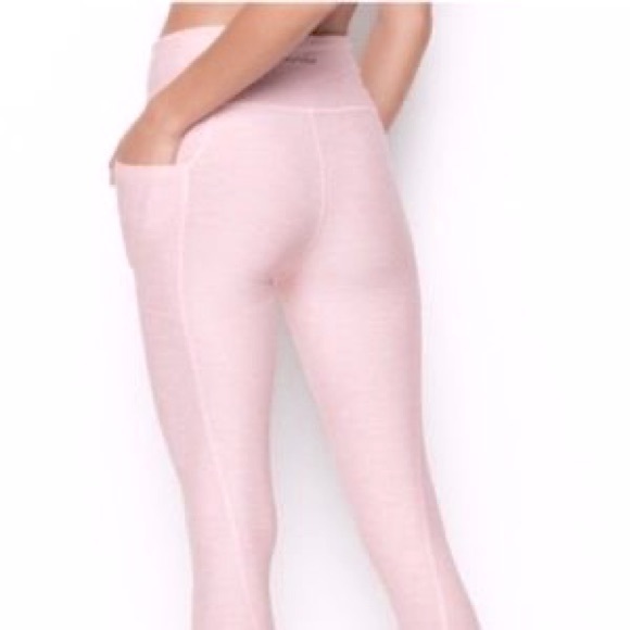 Victoria's Secret Pants - Victoria’s Secret light pink leggings